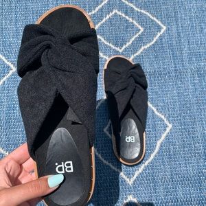BP Terri knotted slide sandal- black fabric